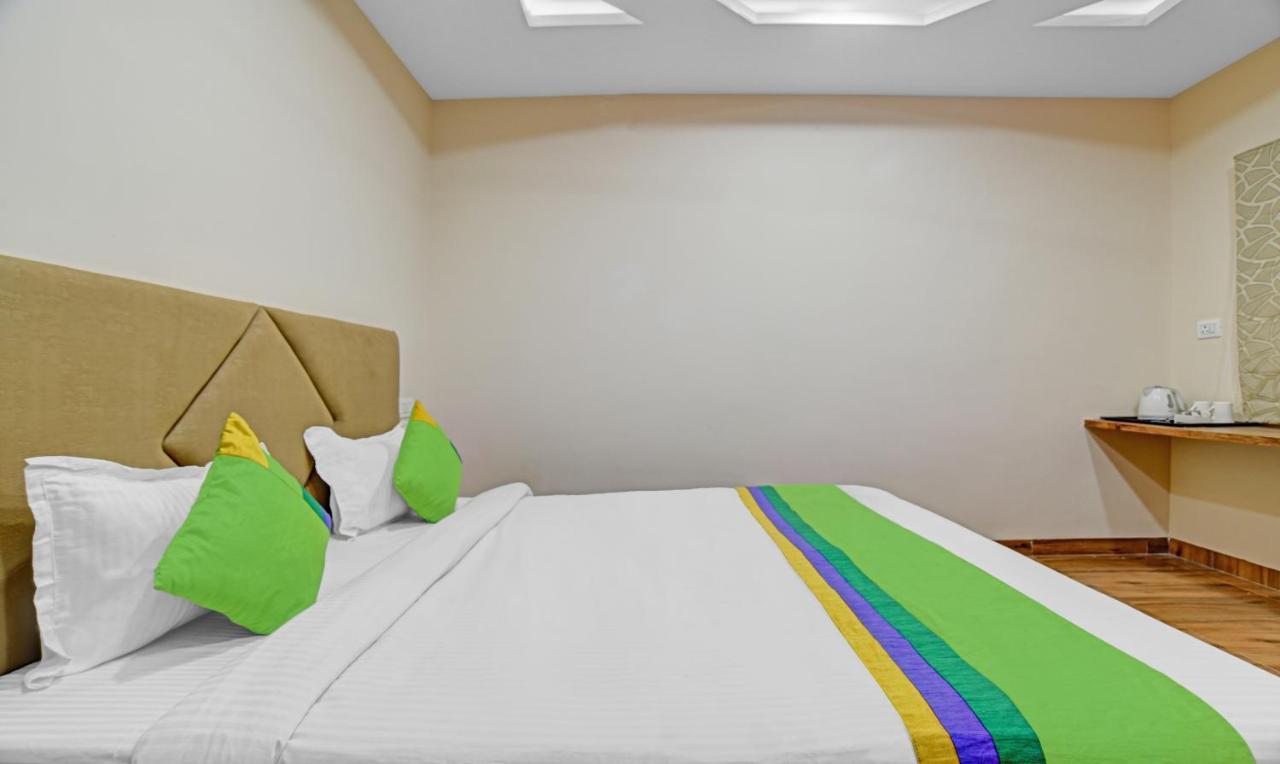 Treebo Nirvana Elite Indore Exterior photo